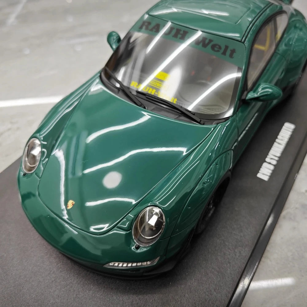 [GT Spirit] 1:18 Porsche 2005 997 RWB Syunkashuto Green Model Car Resin