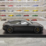 [GT Spirit] 1:18 Porsche 2018 Panamera Sport Turismo Turbo S Black Model Car Resin