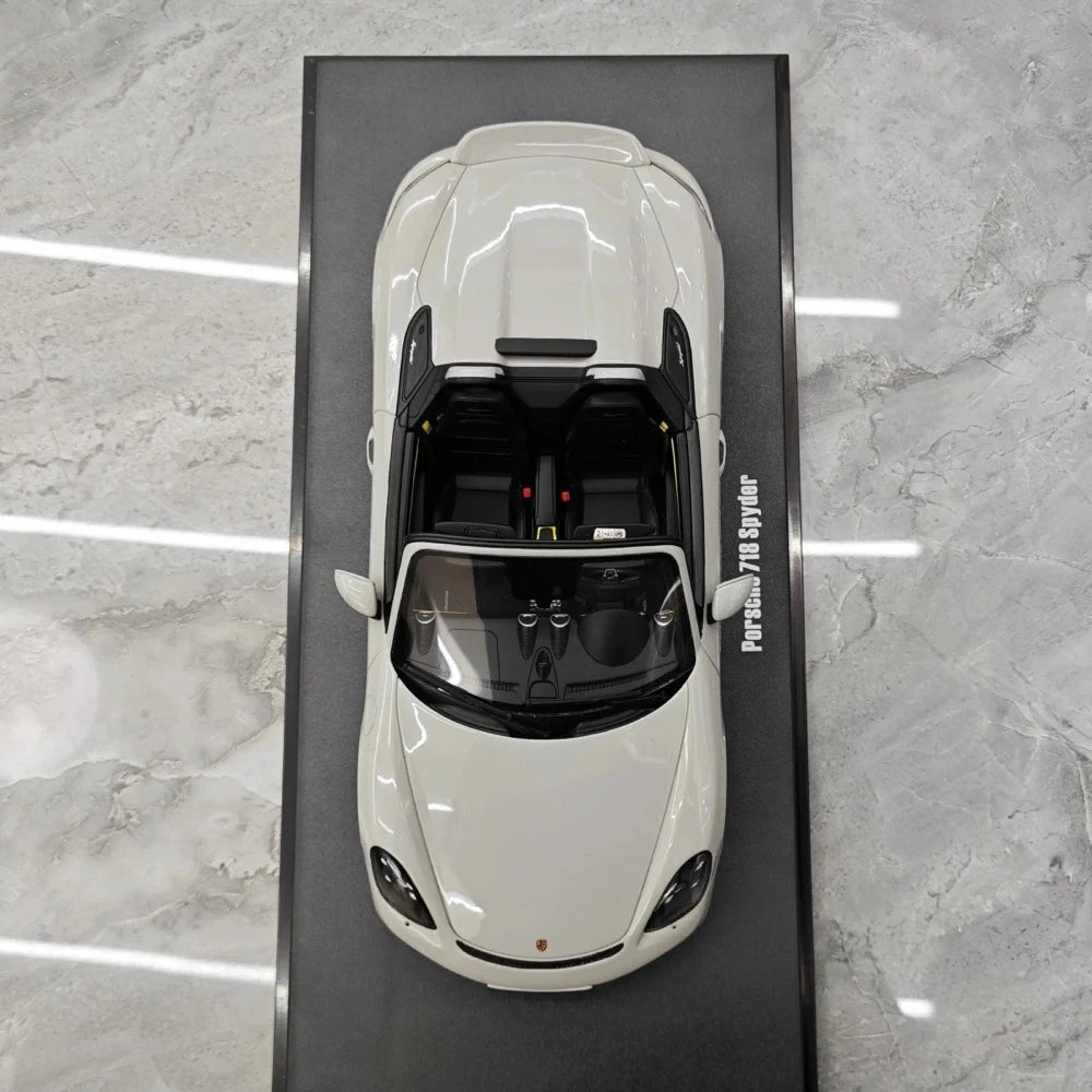 [GT Spirit] 1:18 Porsche 2020 718 Spyder Gray Model Car Resin