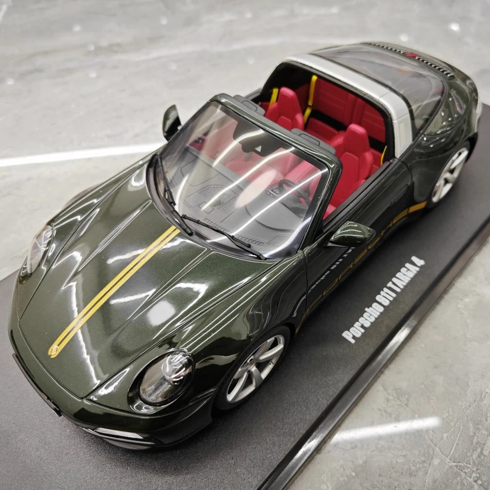 [GT Spirit] 1:18 Porsche 2021 911 992 Targa 4 Green Model Car Resin