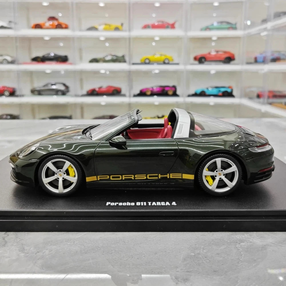 [GT Spirit] 1:18 Porsche 2021 911 992 Targa 4 Green Model Car Resin