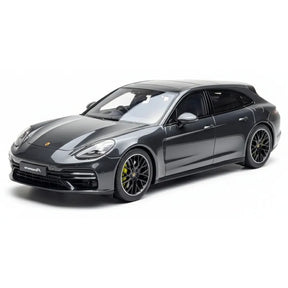 [GT Spirit] 1:18 Porsche 2021 Panamera Turbo S Sport Turismo Black Model Car Resin