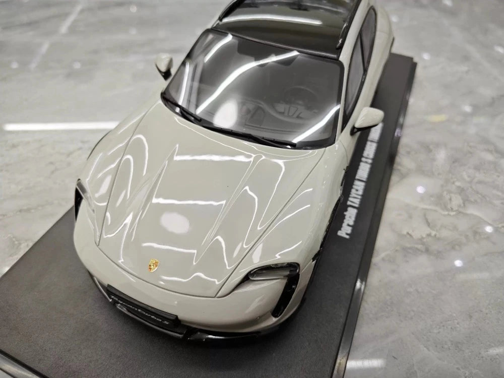 [GT Spirit] 1:18 Porsche 2021 Taycan Cross Turismo Turbo S Gray Model Car Resin