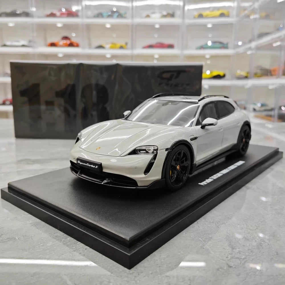 [GT Spirit] 1:18 Porsche 2021 Taycan Cross Turismo Turbo S Gray Model Car Resin
