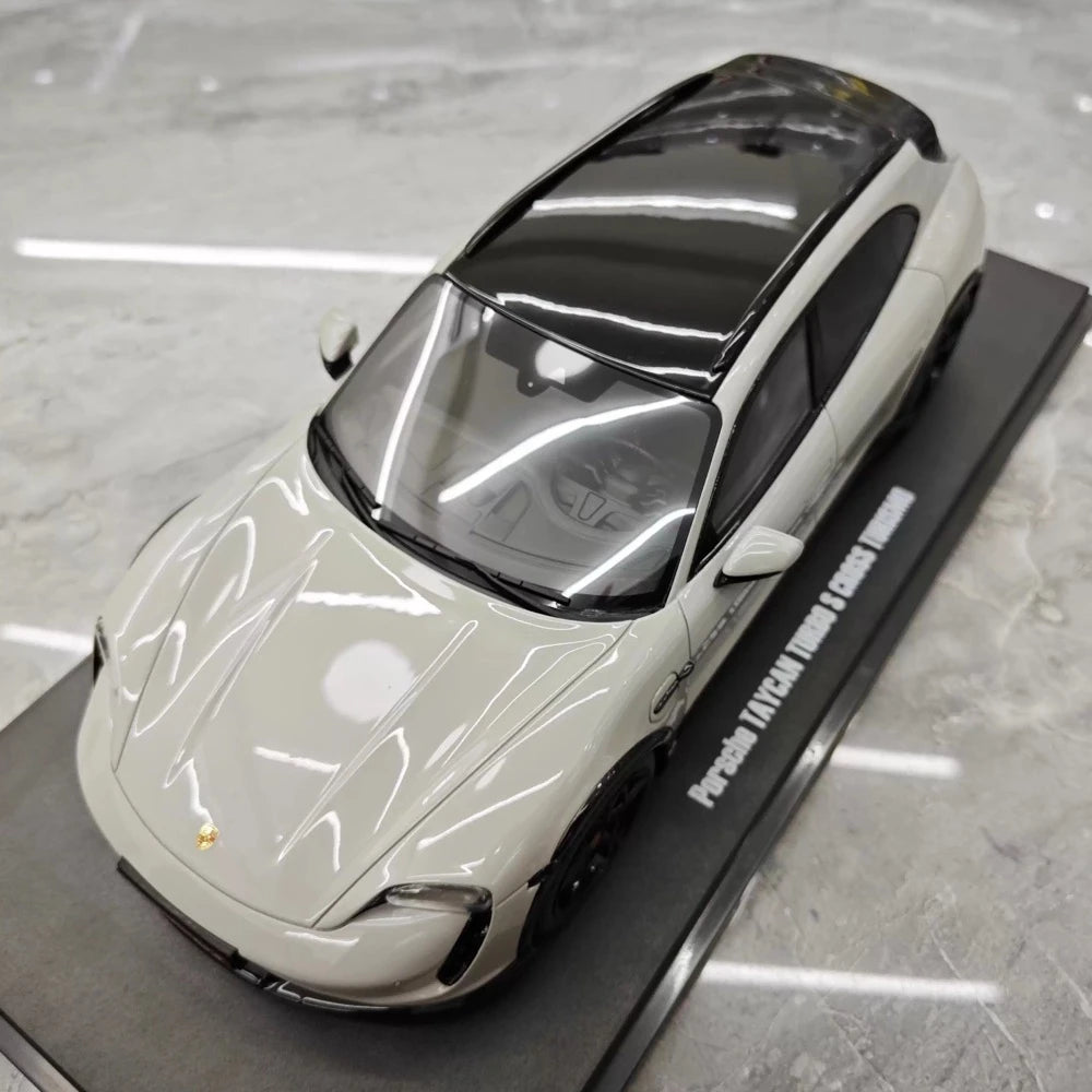 [GT Spirit] 1:18 Porsche 2021 Taycan Cross Turismo Turbo S Gray Model Car Resin