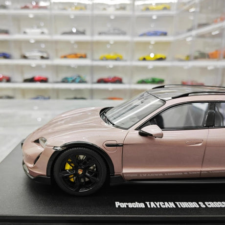 [GT Spirit] 1:18 Porsche 2021 Taycan Cross Turismo Turbo S rose voiture miniature Resin