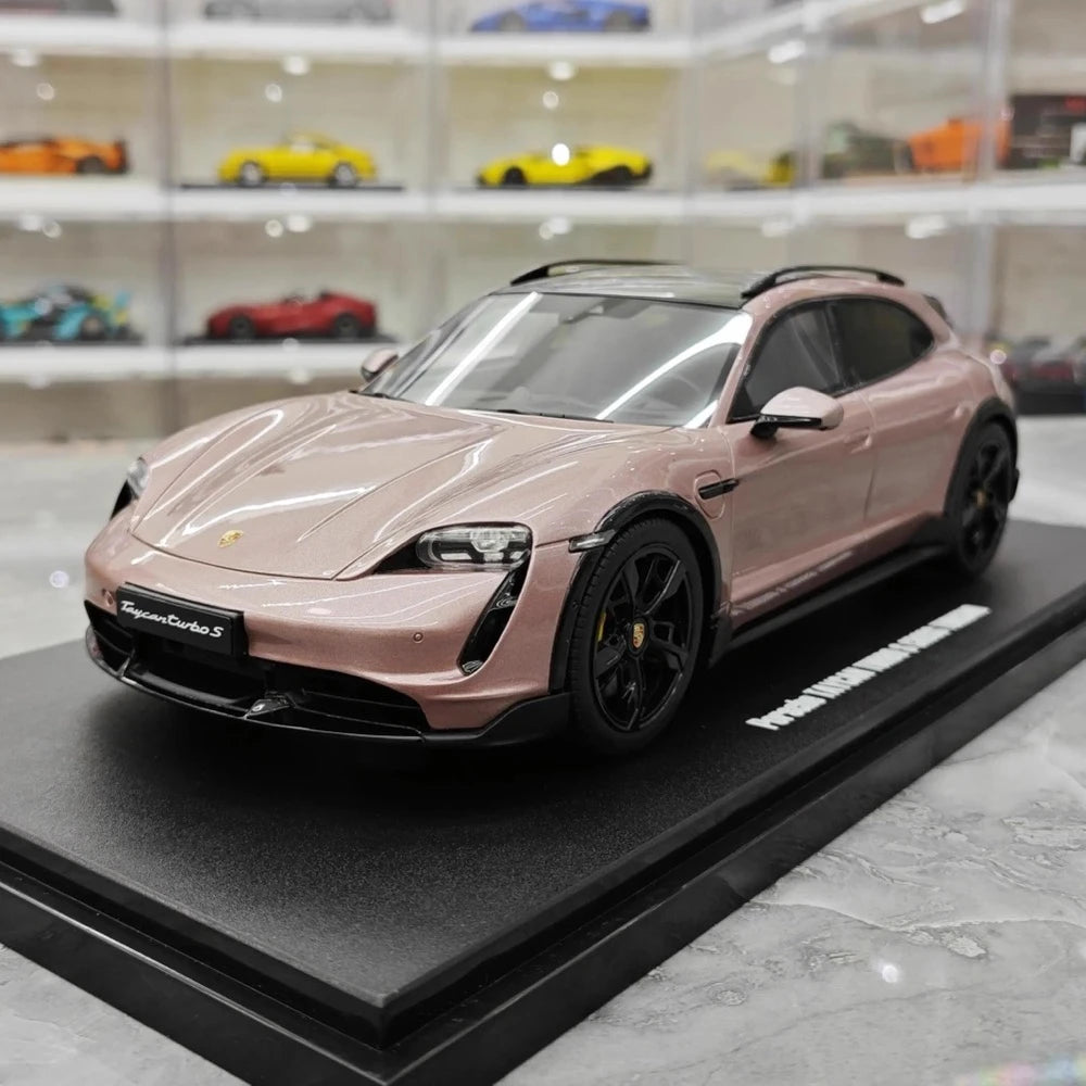 [GT Spirit] 1:18 Porsche 2021 Taycan Cross Turismo Turbo S Pink Model Car Resin