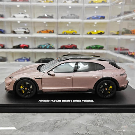 [GT Spirit] 1:18 Porsche 2021 Taycan Cross Turismo Turbo S rose voiture miniature Resin