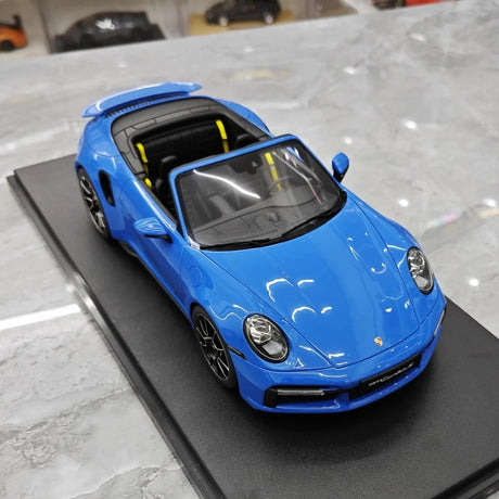[GT Spirit] 1:18 Porsche 2023 911 992 Turbo S Cabriolet Blue Model Car Resin