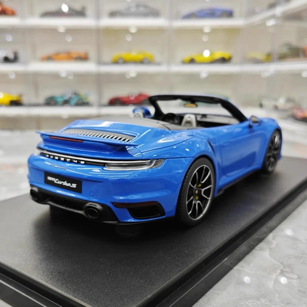 [GT Spirit] 1:18 Porsche 2023 911 992 Turbo S Cabriolet Blue Model Car Resin