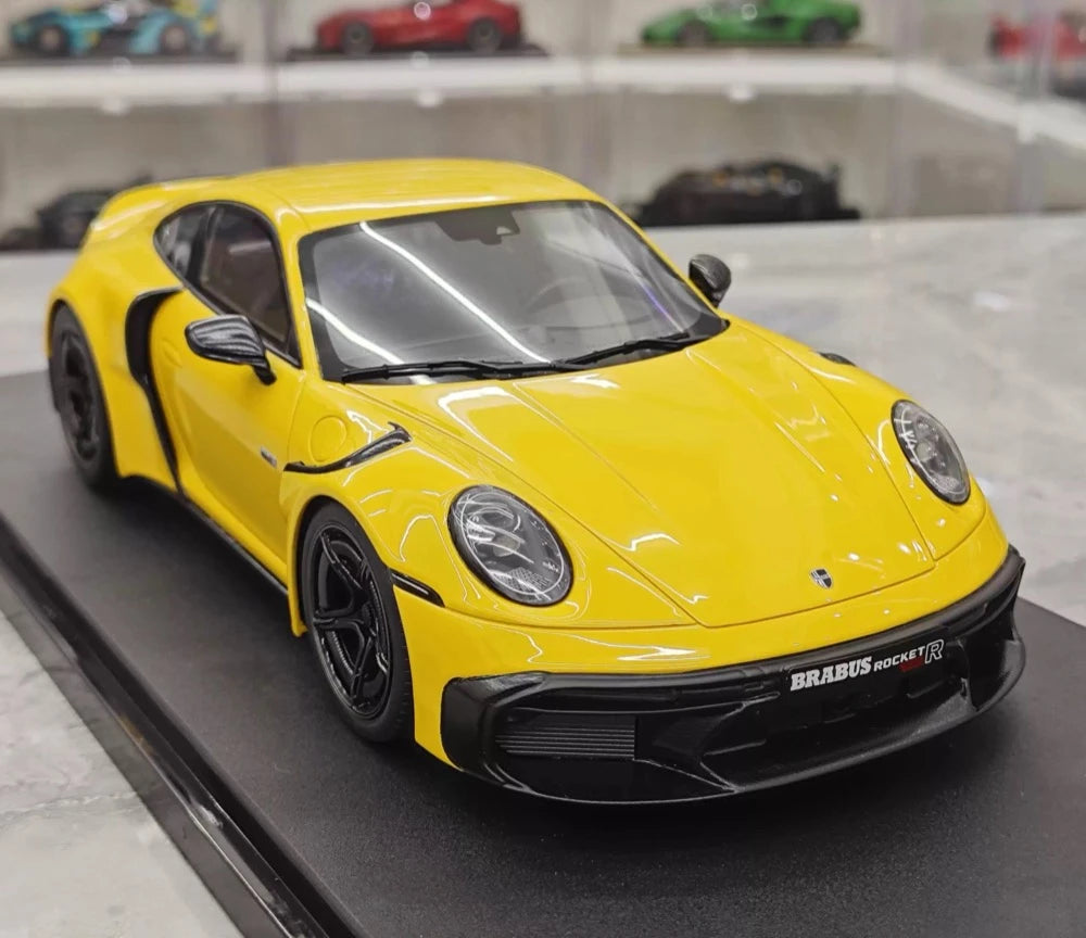 [GT Spirit] 1:18 Porsche 2023 911 Turbo S BRABUS Rocket 900 Yellow Model Car Resin