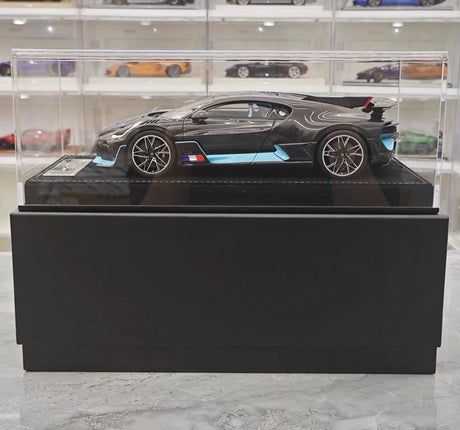 [Henson & Heaven] 1:18 Bugatti 2019 Divo Black Model Car Resin