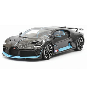 [Henson & Heaven] 1:18 Bugatti 2019 Divo svart modellbil harts