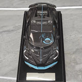 [Henson & Heaven] 1:18 Bugatti 2019 Divo svart modellbil harts