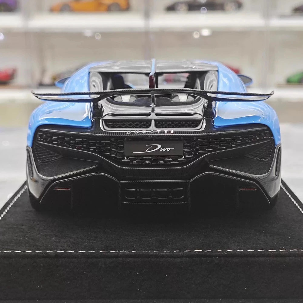 [Henson & Heaven] 1:18 Bugatti 2019 Divo Blue Model Car Resin