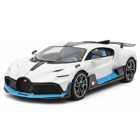 [Henson & Heaven] 1:18 Bugatti 2019 Divo valkoinen pienoismalli Hartsi
