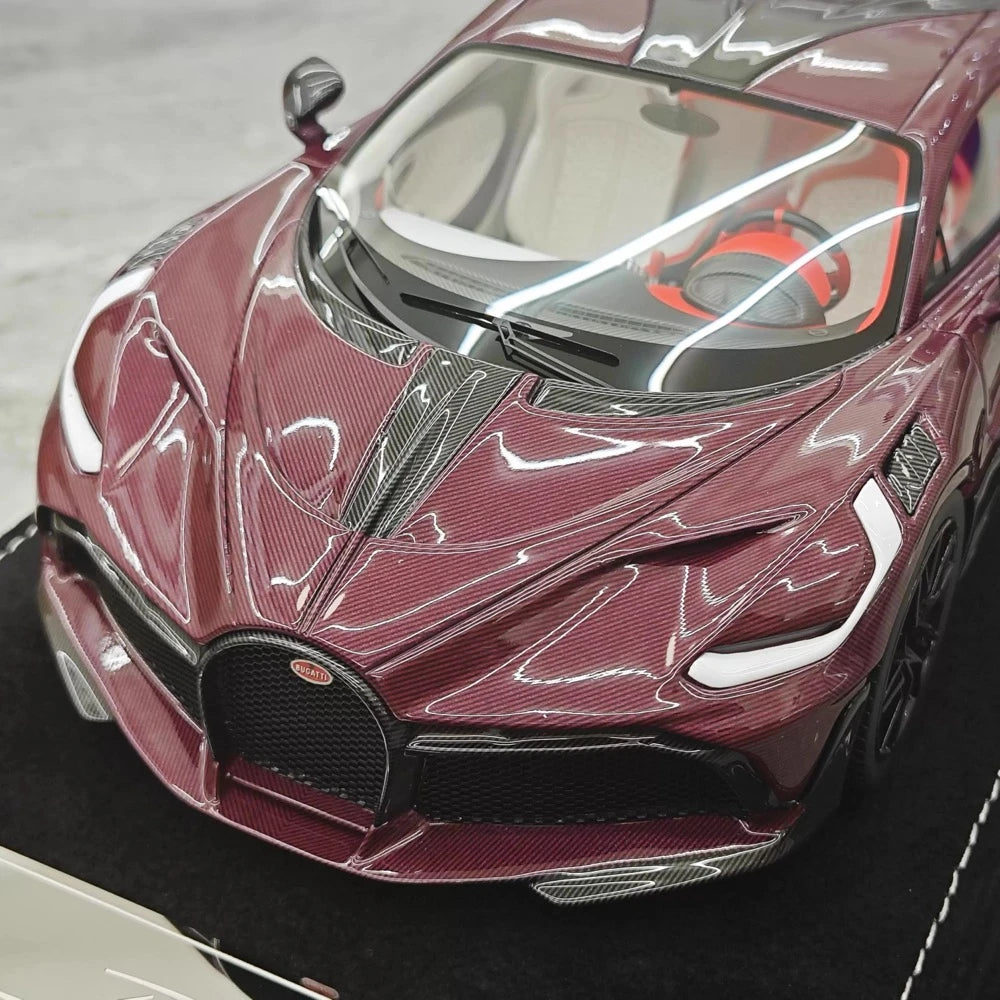 [Henson & Heaven] 1:18 Bugatti 2019 Divo Wine Model Car Resin