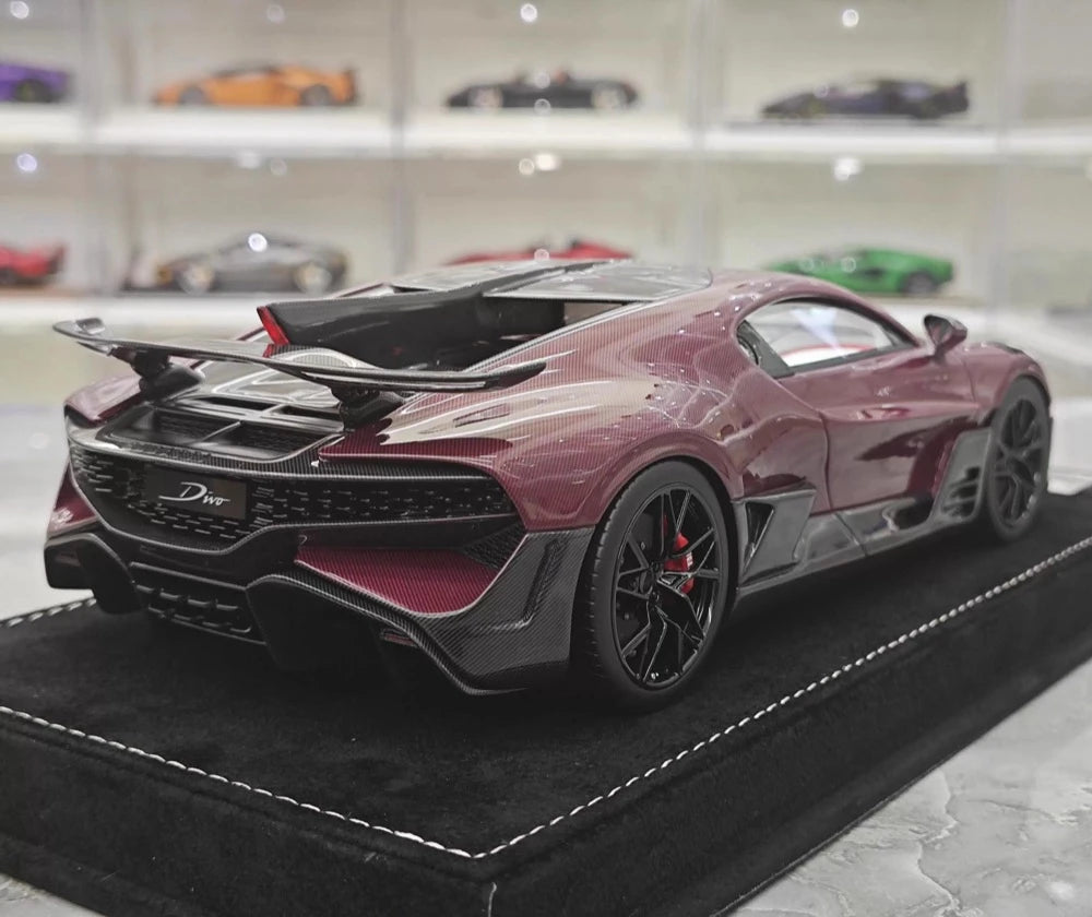 [Henson & Heaven] 1:18 Bugatti 2019 Divo Wine Model Car Resin