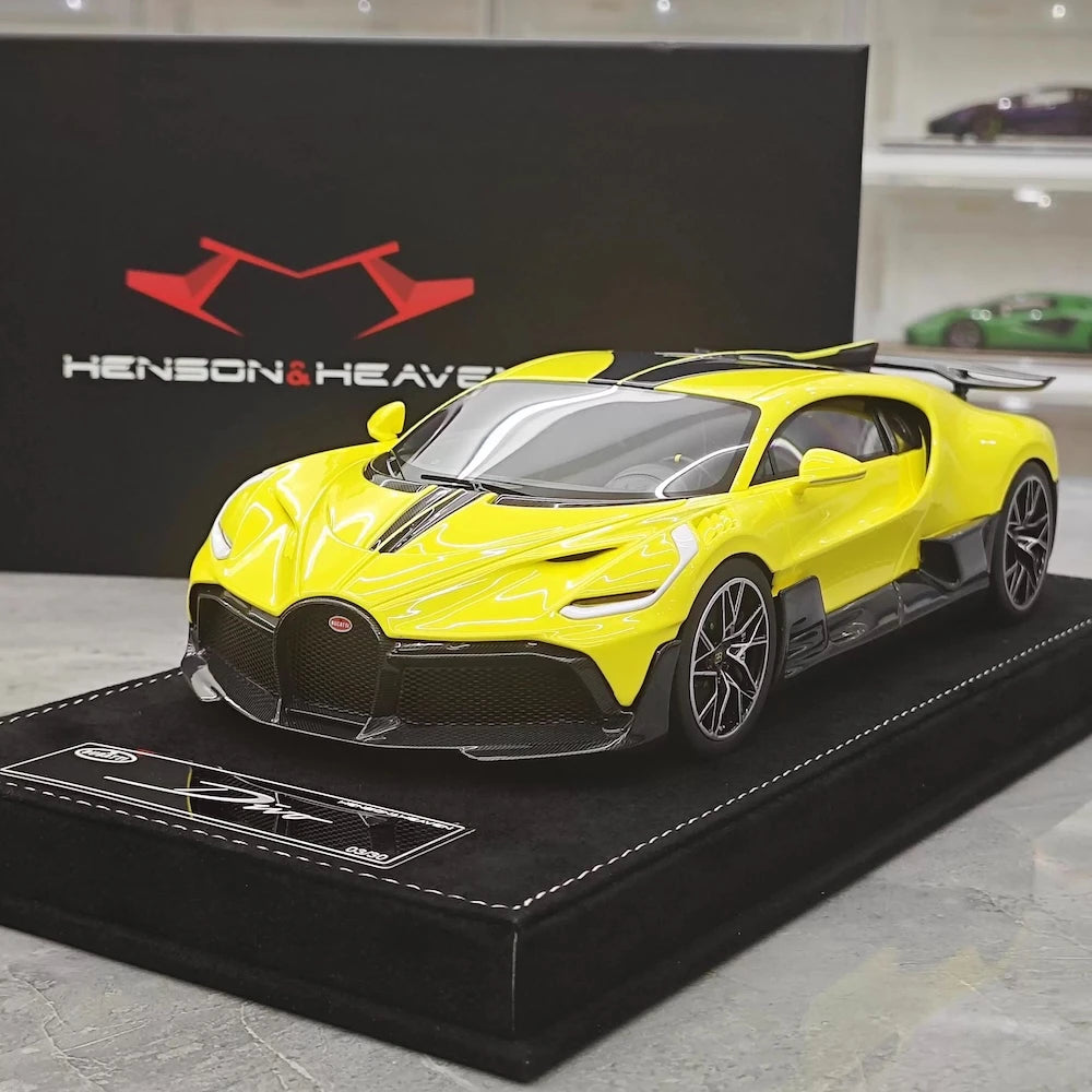 [Henson & Heaven] 1:18 Bugatti 2019 Divo Yellow Model Car Resin