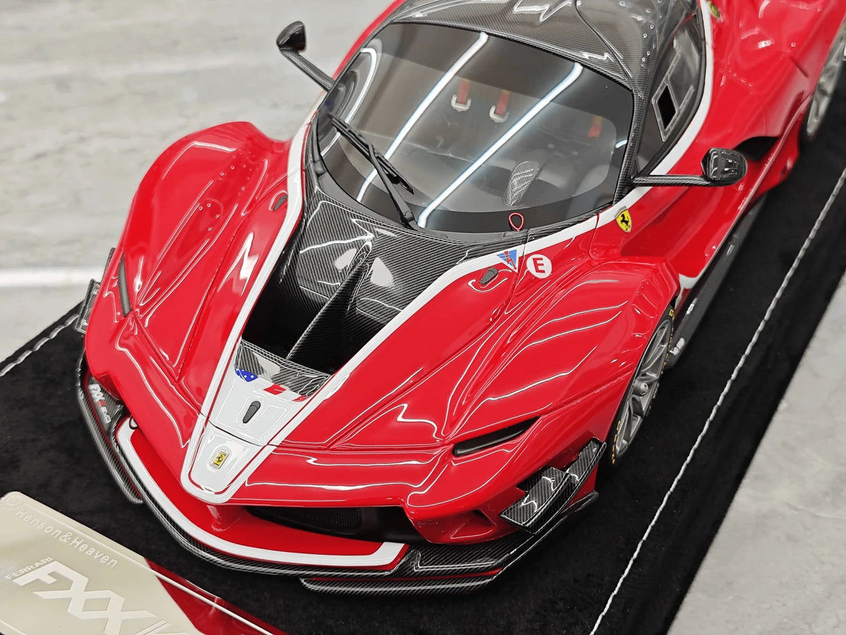 Henson & Heaven Ferrari 2017 FXX-K 에보 메탈릭 레드 카본 레이싱 도색 1:18 – 수집용 레진 모델 레진