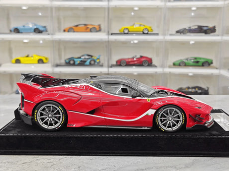 Henson & Heaven Ferrari 2017 FXX-K Evo Metallic Red Carbon Racing Livery 1:18 – Collectible Resin Model Resin