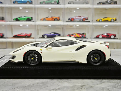Henson & Heaven Ferrari 2018 488 Pista Off-White 1:18 – Collectible Resin Model Resin