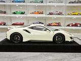 Henson & Heaven Ferrari 2018 488 Pista Off-White 1:18 – Sammelobjekt-Resin-Modellharz