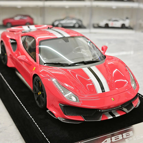 Henson & Heaven Ferrari 2018 488 Pista Rosso Corsa 1:18 – Collectible Resin Model Resin