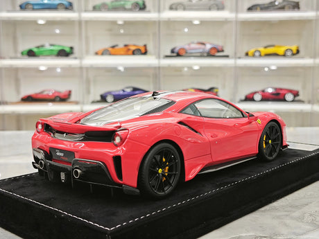Henson & Heaven Ferrari 2018 488 Pista Rosso Corsa 1:18 – Collectible Resin Model Resin