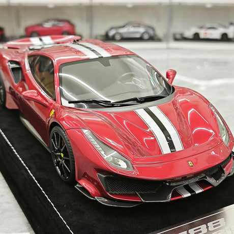 Henson & Heaven Ferrari 2018 488 Pista Rosso Vulcano 1:18 – Collectible Resin Model Resin