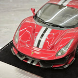 Henson & Heaven Ferrari 2018 488 Pista Rosso Vulcano 1:18 – Sammelobjekt-Resin-Modellharz