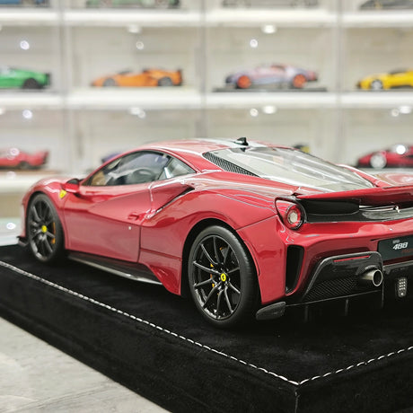 Henson & Heaven Ferrari 2018 488 Pista Rosso Vulcano 1:18 – Collectible Resin Model Resin