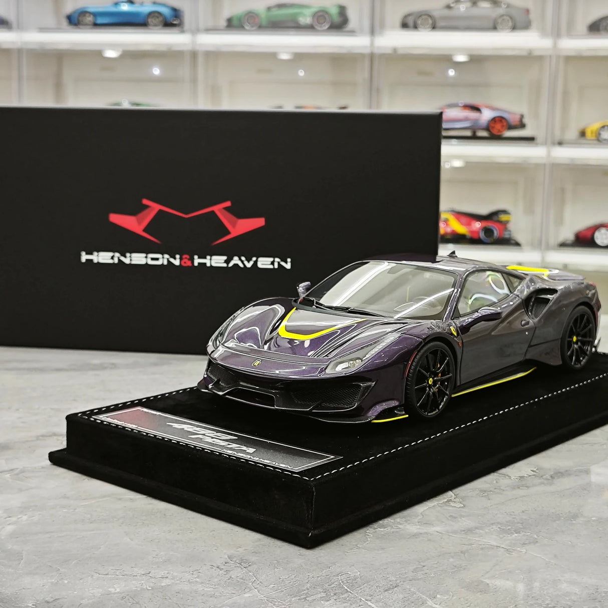 Henson & Heaven Ferrari 2018 488 피스타 비올라 홍콩 1:18 – 수집용 레진 모델 레진