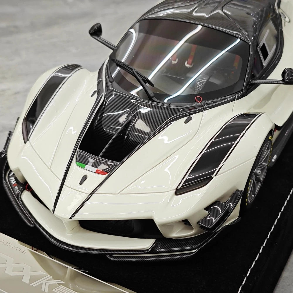[Henson & Heaven] 1:18 Ferrari 2018 FXX-K EVO bianco modellino di auto resina