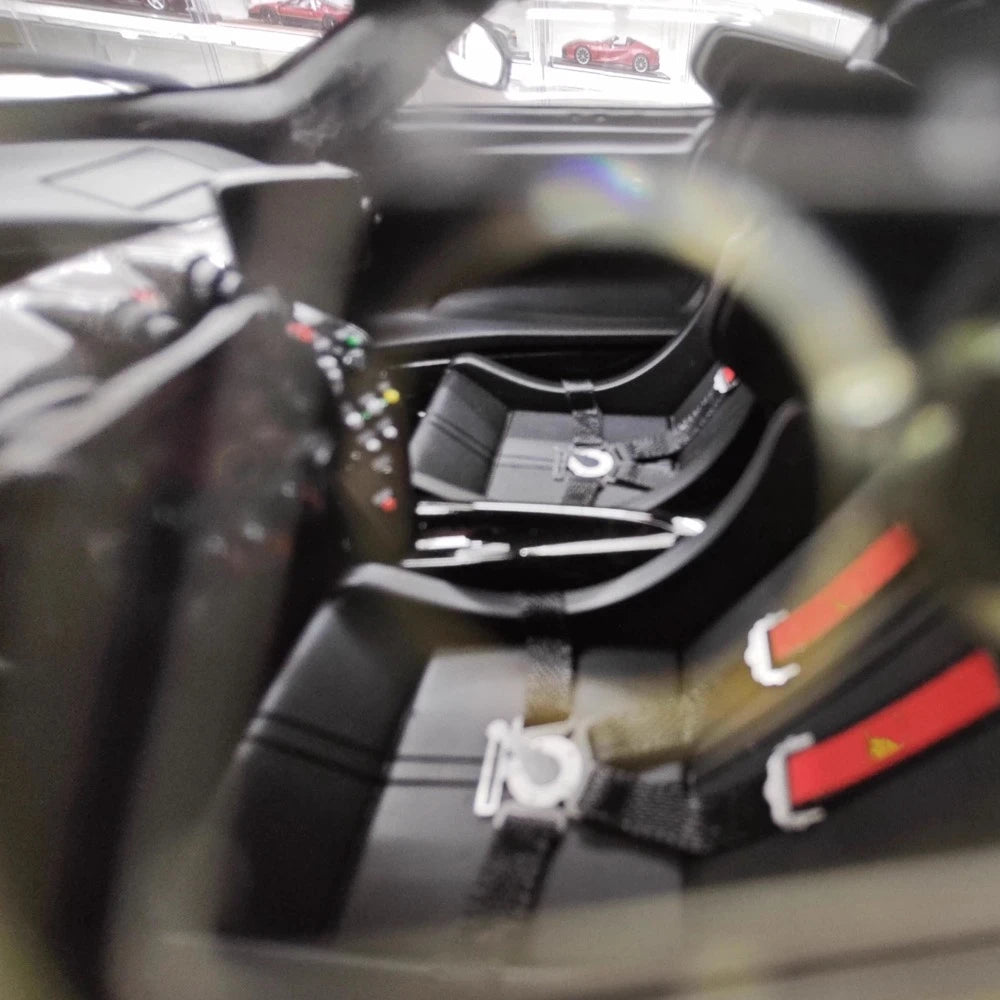 [Henson & Heaven] 1:18 Ferrari 2018 FXX-K EVO bianco modellino di auto resina
