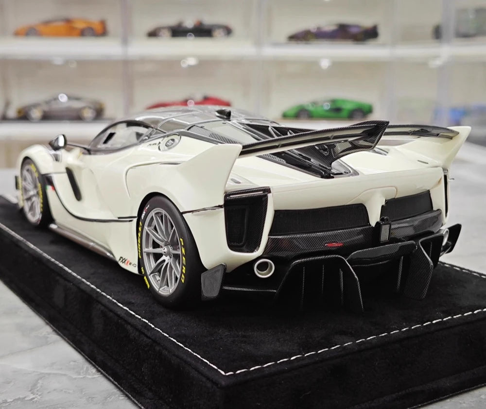[Henson & Heaven] 1:18 Ferrari 2018 FXX-K EVO bianco modellino di auto resina