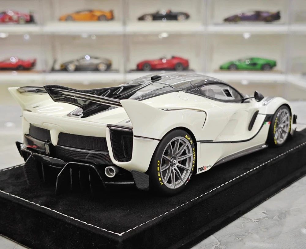 [Henson & Heaven] 1:18 Ferrari 2018 FXX-K EVO bianco modellino di auto resina