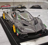 [Henson & Heaven] 1:18 Pagani 2010 Zonda R Evolution zwart modelauto Hars