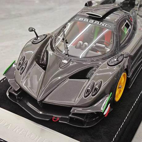 [Henson & Heaven] 1:18 Pagani 2010 Zonda R Evolution zwart modelauto Hars