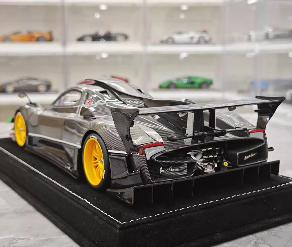 [Henson & Heaven] 1:18 Pagani 2010 Zonda R Evolution zwart modelauto Hars