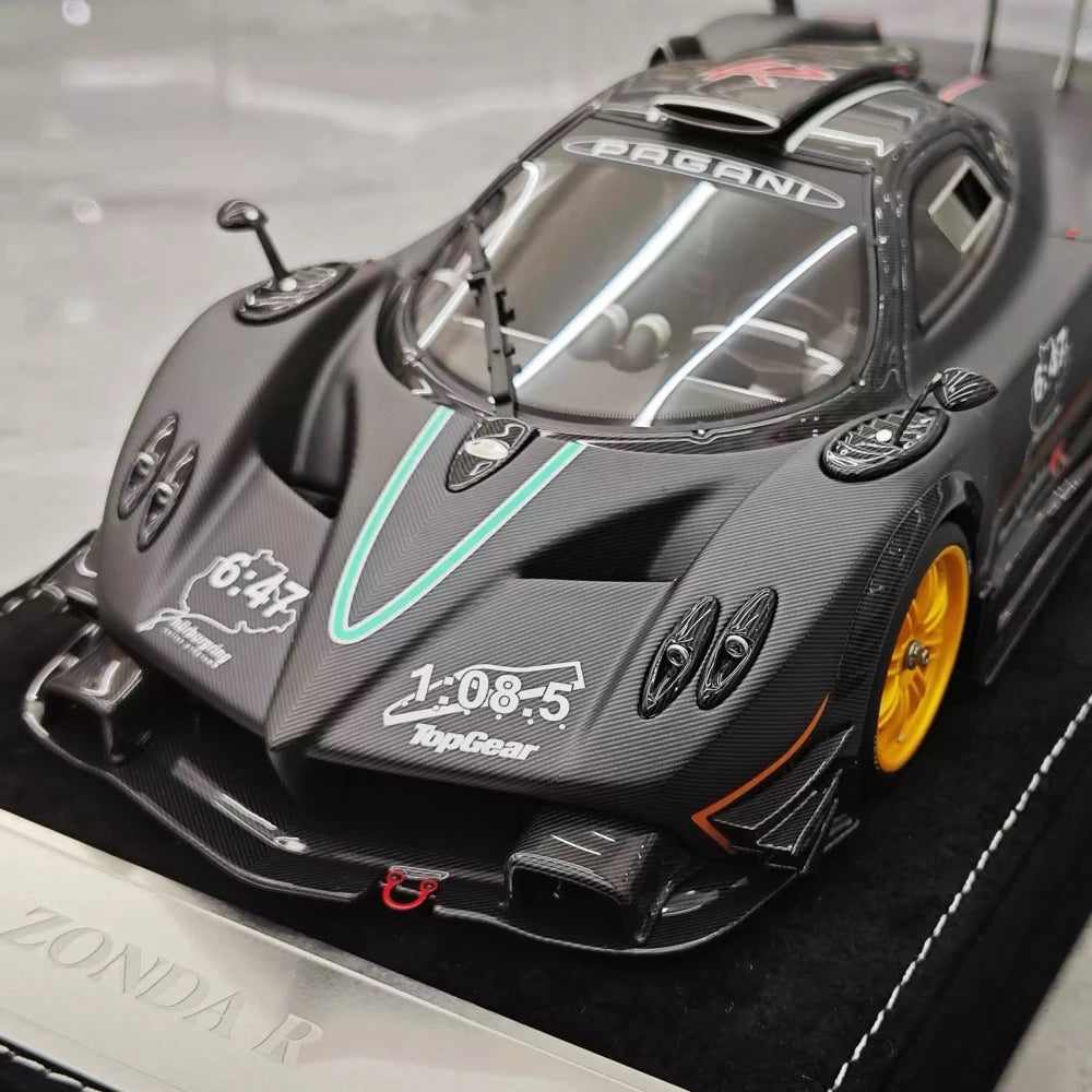 [Henson & Heaven] 1:18 Pagani 2010 Zonda R Evolution New York Time モデルカー レジン