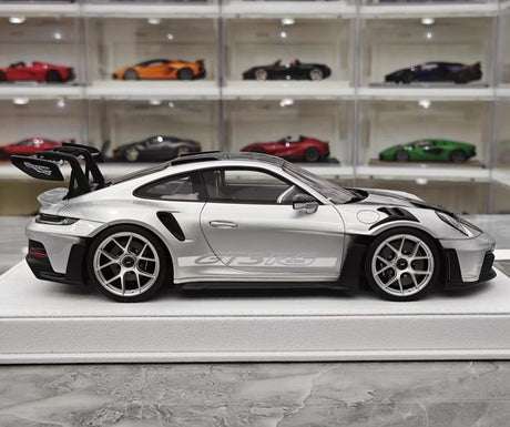 [Henson & Heaven] 1:18 Porsche 2023 992.1 GT3 RS Silver Model Car Resin