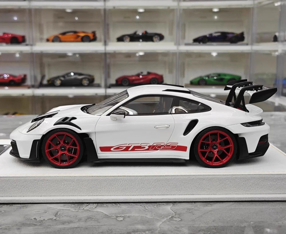 [Henson & Heaven] 1:18 Porsche 2023 992.1 GT3 RS White Model Car Resin