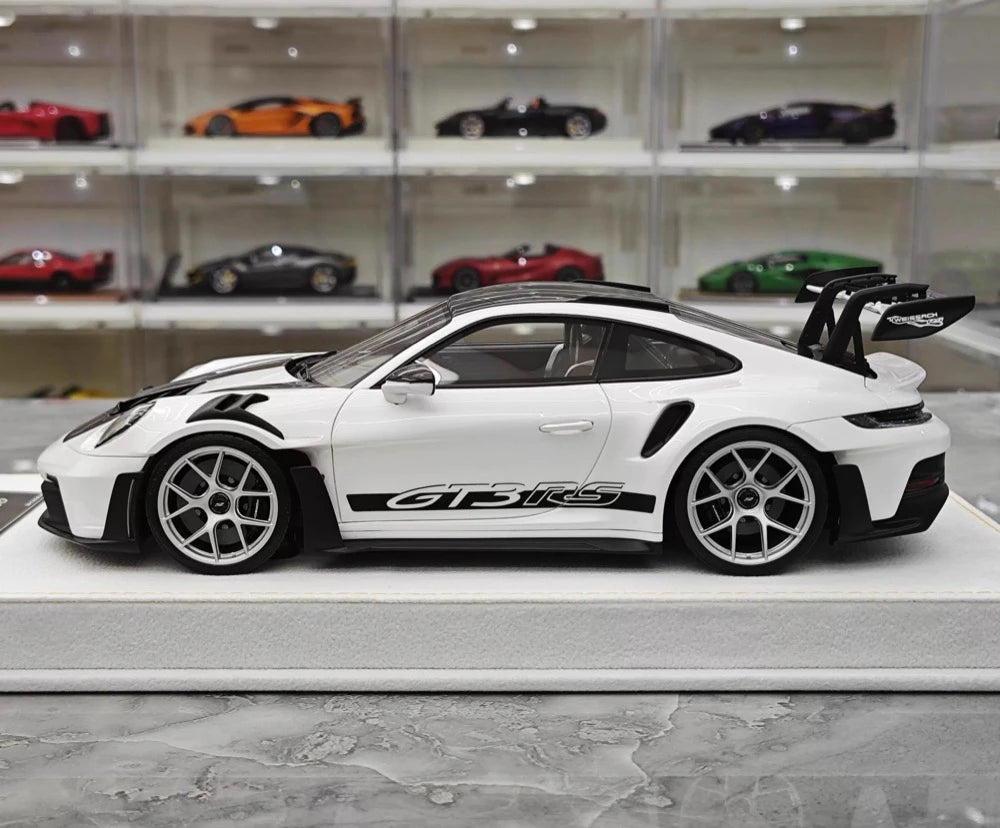 [Henson & Heaven] 1:18 Porsche 2023 992.1 GT3 RS White & Silver Hub Model Car Resin