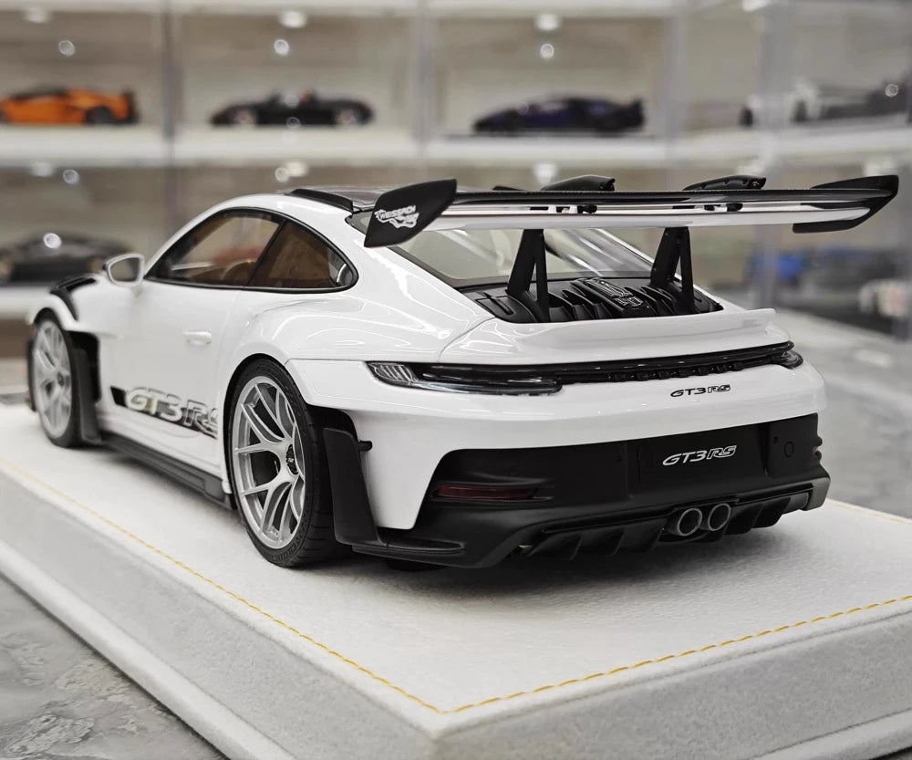 [Henson & Heaven] 1:18 Porsche 2023 992.1 GT3 RS White & Silver Hub Model Car Resin