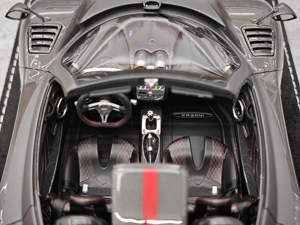[Henson & Heaven] 1:18 Pagani 2016 Zonda 760 Roadster Achille Model Car Resin