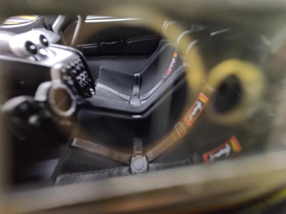 [Henson & Heaven] 1:18 Pagani 2020 Huayra R Black Carbon Model Car Resin