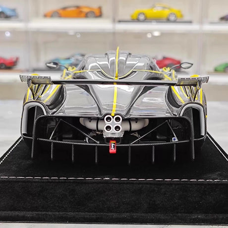 [Henson & Heaven] 1:18 Pagani 2020 Huayra R Black Carbon Model Car Resin