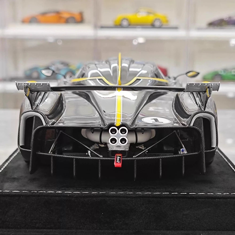 [Henson Heaven] 1:18 Pagani 2020 Huayra R ブラック カーボン Racing #1 Livery レジン / Closed Body