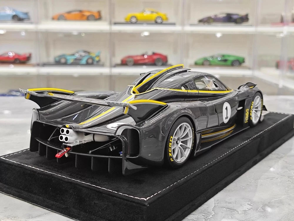[Henson Heaven] 1:18 Pagani 2020 Huayra R Black Carbon Racing #1 Livery Resin / Closed Body
